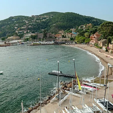 La Tranquillite Bleue * Theoule-sur-Mer